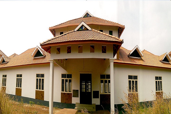 https://cache.careers360.mobi/media/colleges/social-media/media-gallery/19339/2021/4/21/Campus View of The Zamorins Guruvayurappan College Calicut_Campus-View.jpg